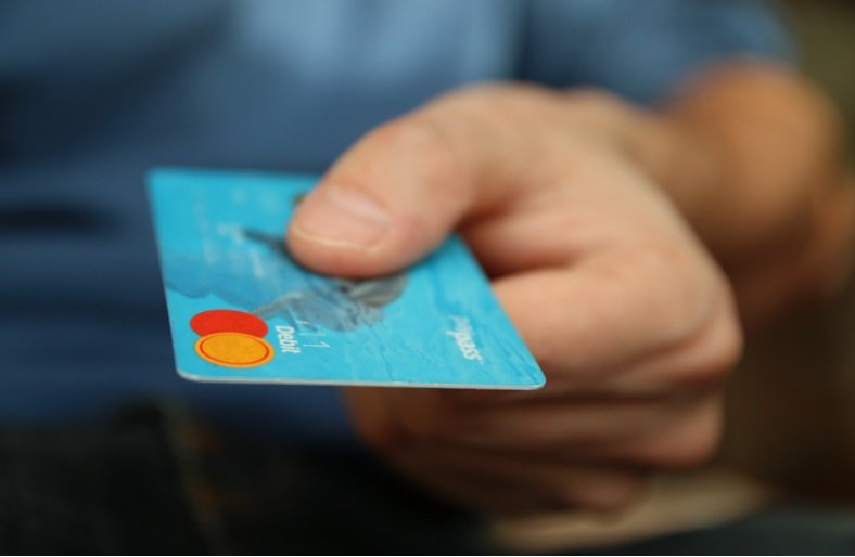 What Is the Difference Between Instant and Guaranteed Approval for Credit Cards?  
